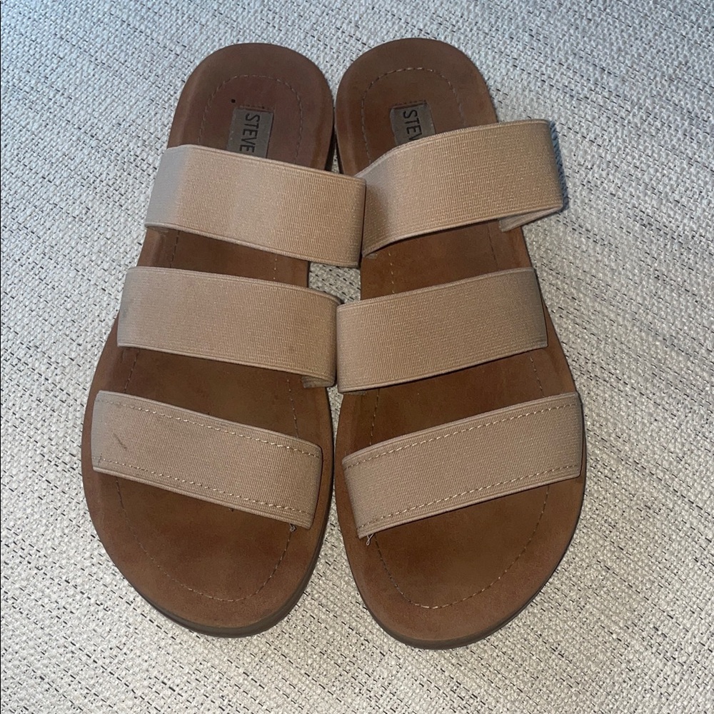 Steve Madden Beige Triple Strap Slides